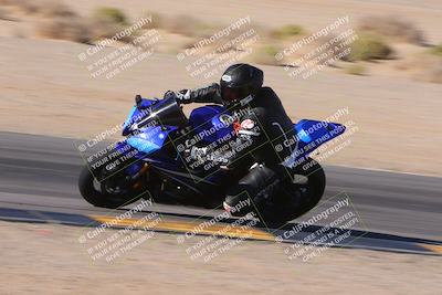 media/Dec-10-2023-SoCal Trackdays (Sun) [[0ce70f5433]]/Turn 9 Inside Set 2 (1115am)/